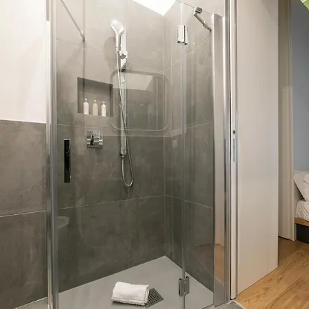 Апартаменты Housmart Caldarese 5