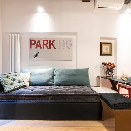 Housmart Caldarese 5 * Болонья