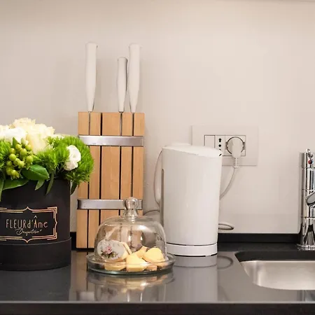 Housmart Caldarese 5 * Болонья