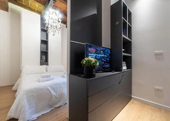 Housmart Caldarese 5 * Μπολόνια