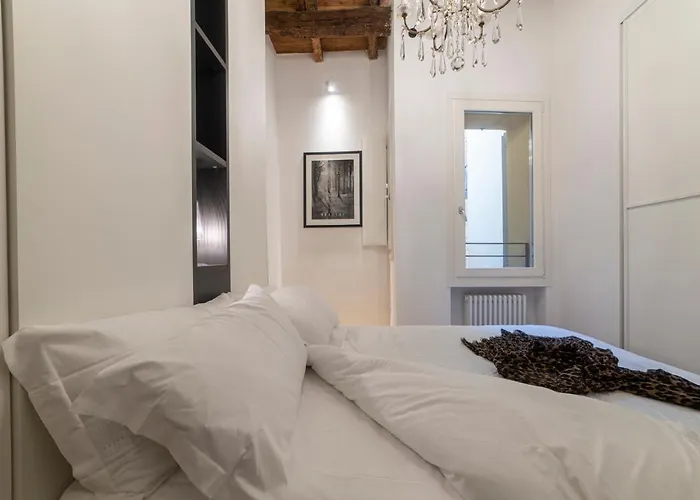 Housmart Caldarese 5 *