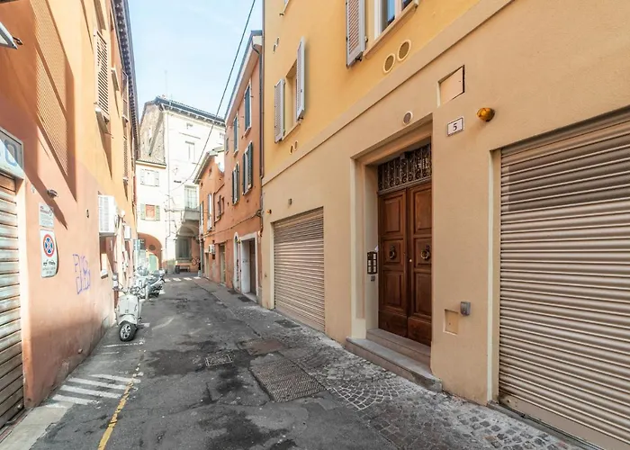 Housmart Caldarese 5 Bologna