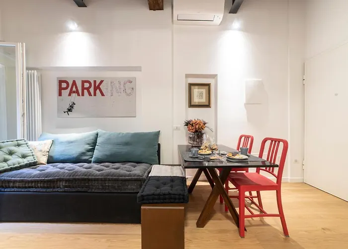 Housmart Caldarese 5 *