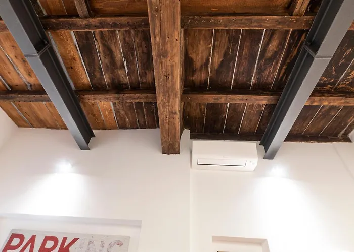 Housmart Caldarese 5 *