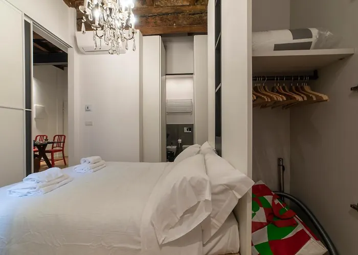 Lägenhet Housmart Caldarese 5 *